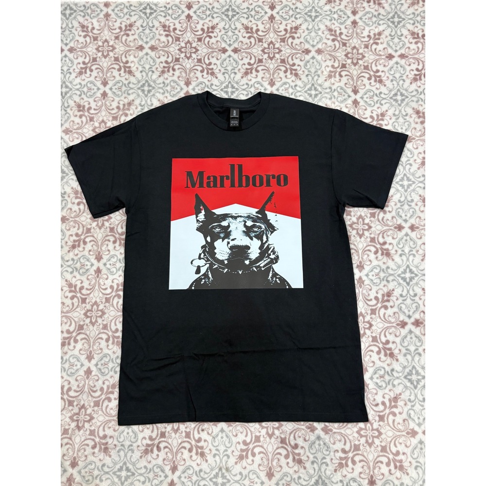 Gildan Marlboro Doberman Graphic T-Shirt Black Heavy Cotton Mens Medium M 4543